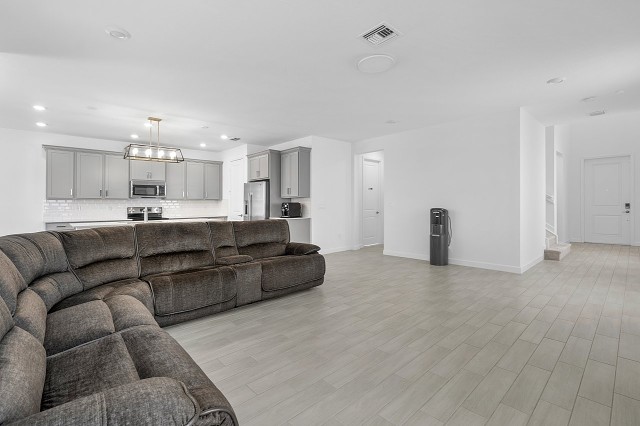 009-1533VerawoodLane-DelrayBeach-FL-33445-SMALL